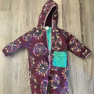 Patagonia 6-12 month winter 1 piece suit warm floral purple fleece hooded